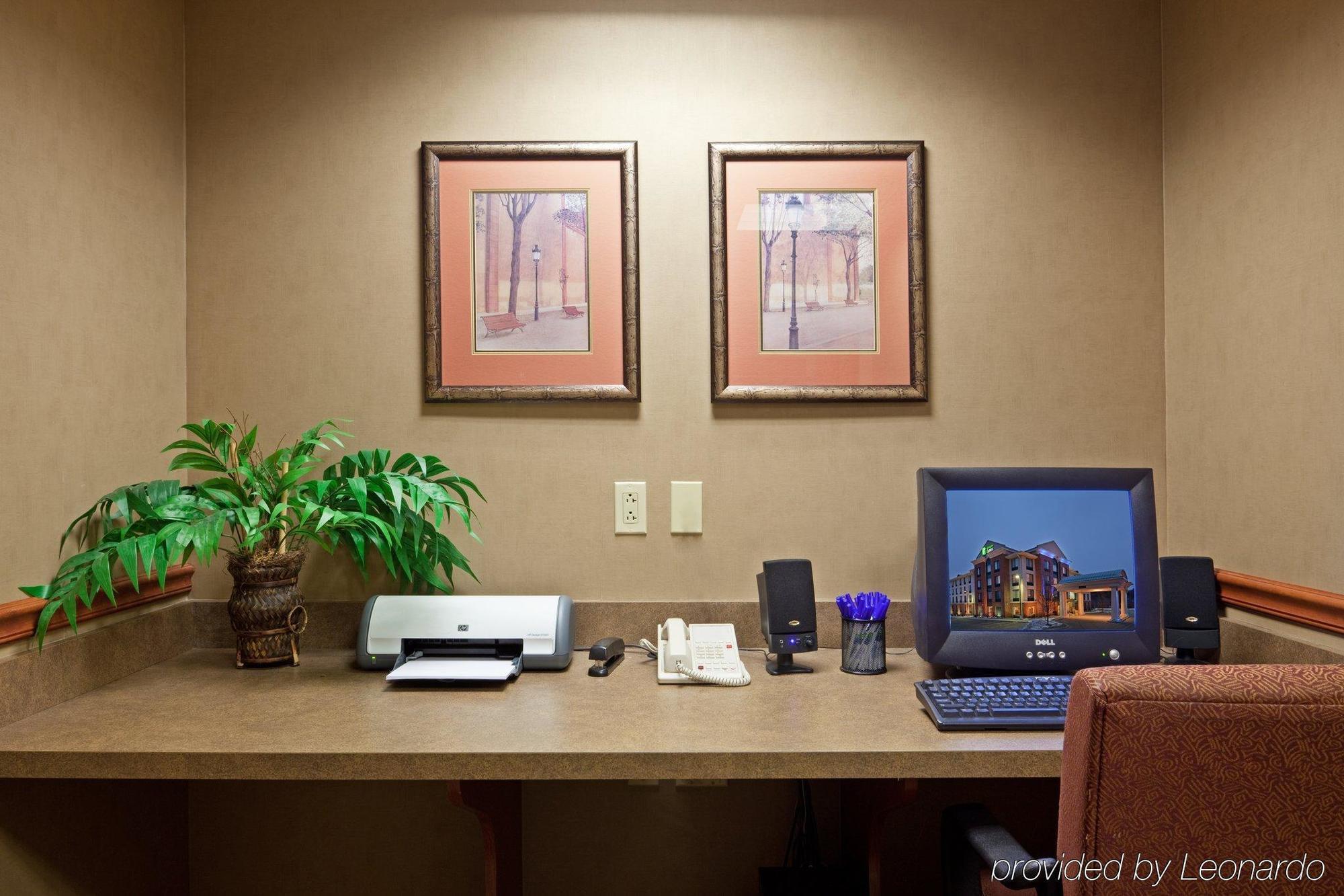 Holiday Inn Express Hotel & Suites Auburn By Ihg Einrichtungen foto